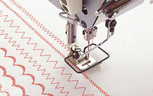 Zig zag Industrial sewing machine