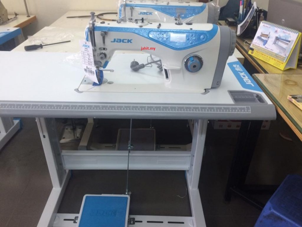 JACK INDUSTRIAL SEWING MACHINE A4 COMPUTERIZED Mesin Jahit, Alat